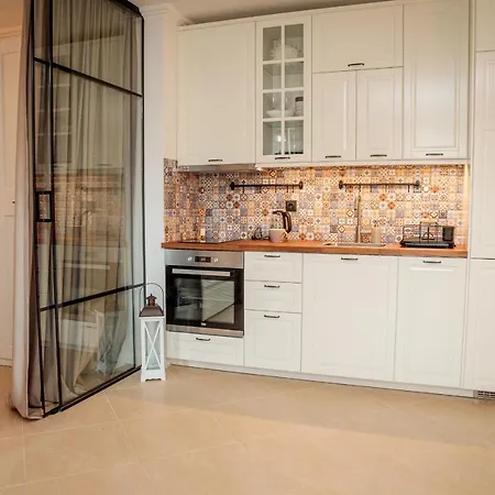 Luxurious 1Bd Apartment In Oasis Beach Club Daire Lozenets